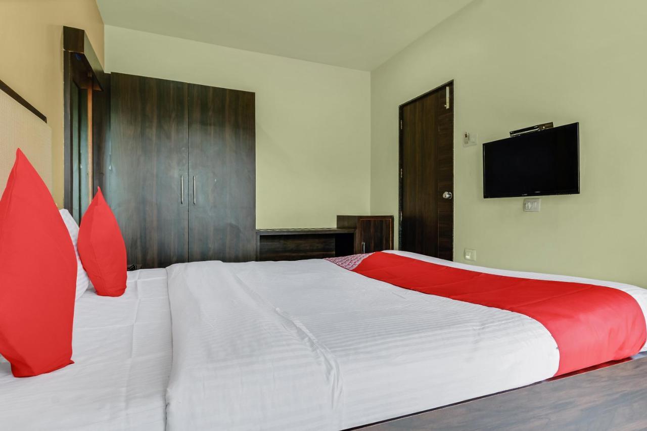 Oyo 48352 Hotel Bhagyalaxmi Kala Bagian luar foto